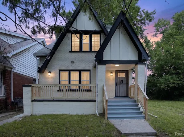 12601 Evanston St, Detroit, MI 48213