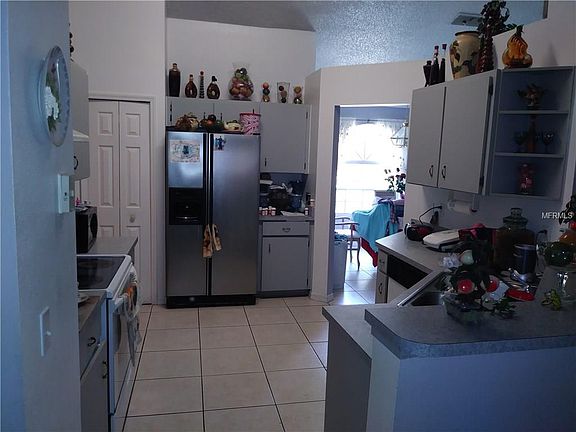 2nd image of 90 Dirksen Dr