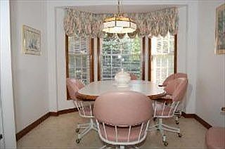5th image of 224 Lorraine Cir