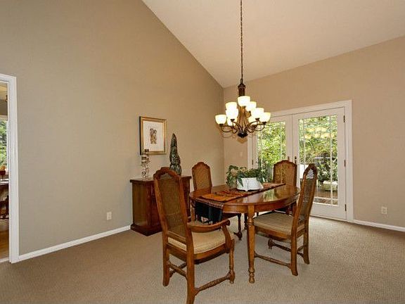 4th image of 1804 Saint Andrews Dr