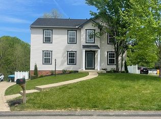 574 Kimble Dr, Glenshaw, PA