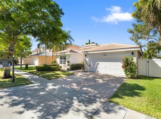 18063 SW 33rd St, Hollywood, FL 33029