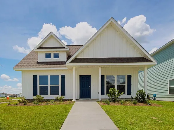 335 Arrowwood Blvd, Freeport, FL 32439