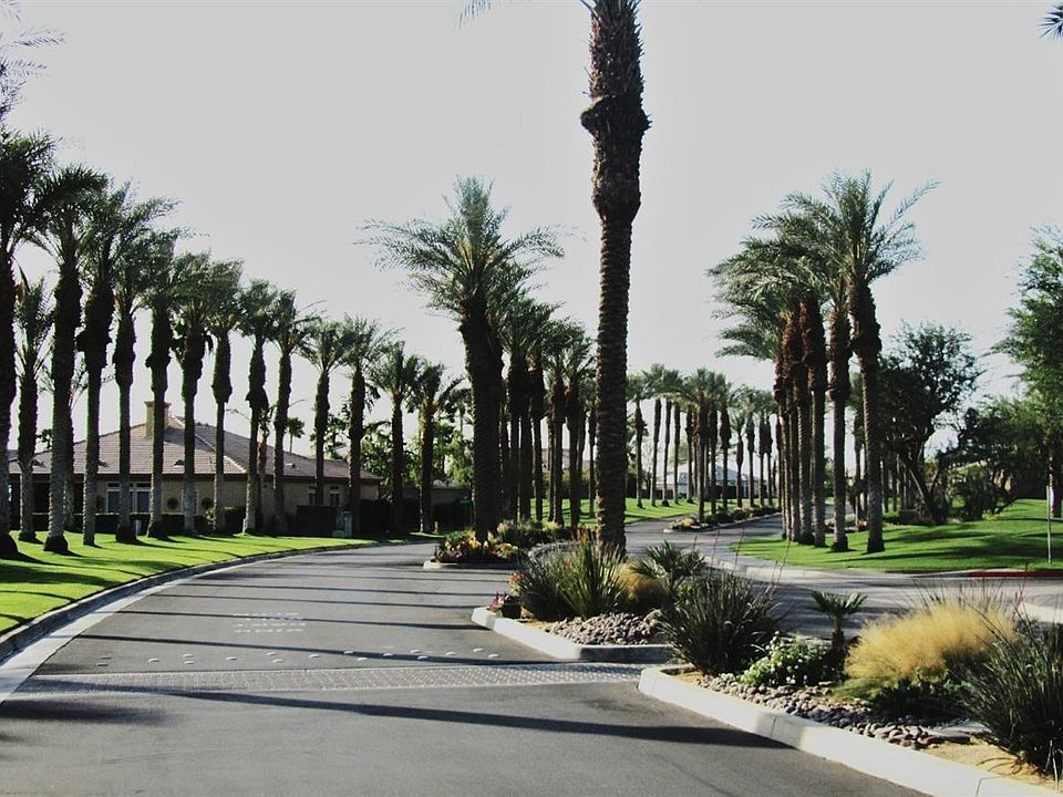 1st image of 44016 Royal Troon Dr