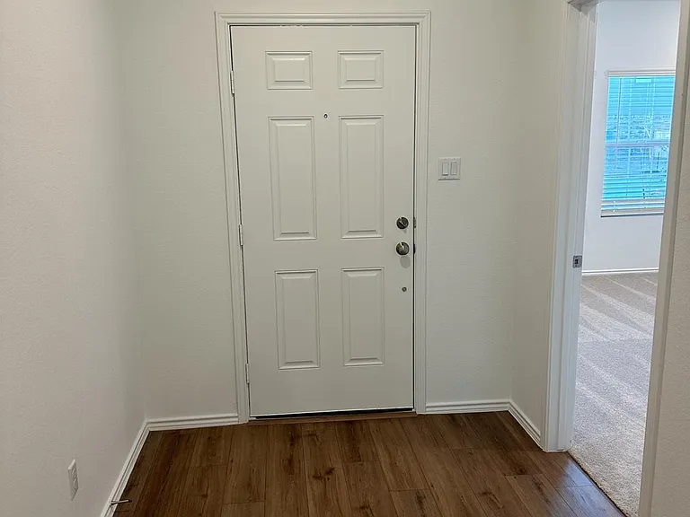 1018 Ascari Ct — Photo 5