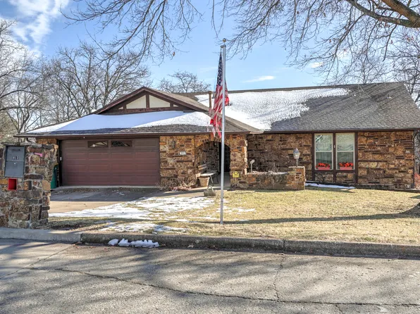 813 Ridge Rd, Sapulpa, OK 74066