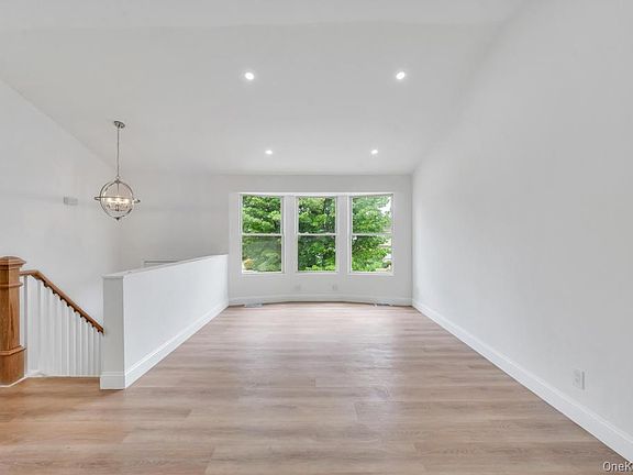 5th image of 491 Hawkins Road