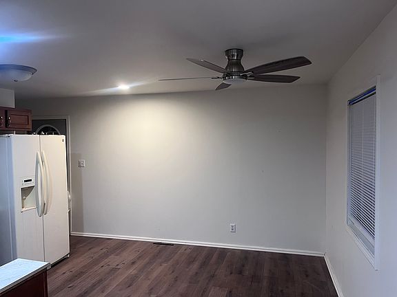 3rd image of 3935 Martin Luther King Dr