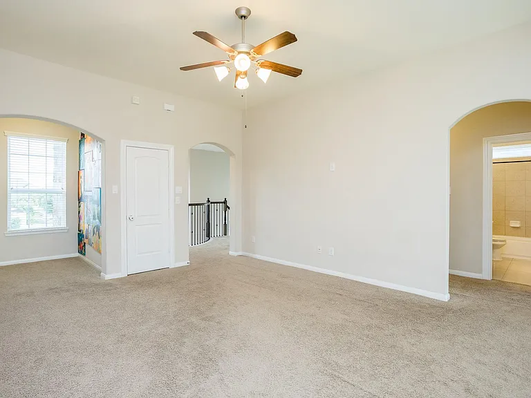4622 Regal Shadow Ln — Photo 22