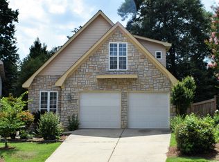 5 Riviera Cir, Hattiesburg, MS 39402