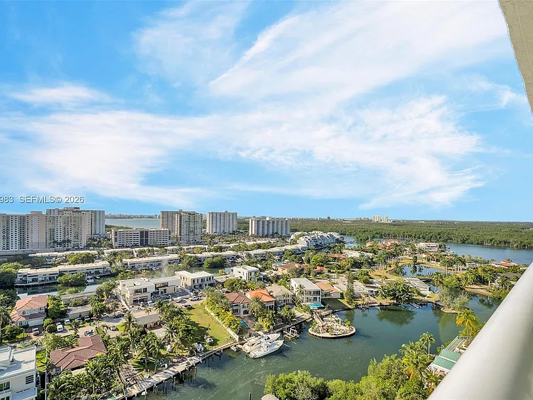 16400 Collins Ave #1944 — Photo 31