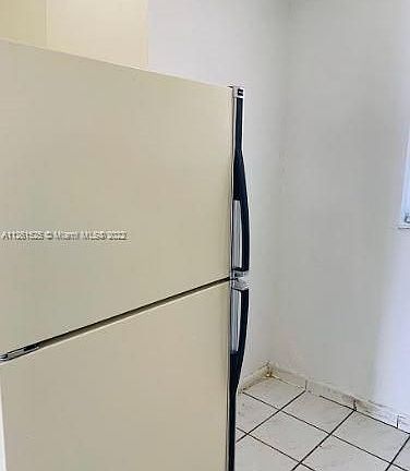 4th image of 668 NW 31st St APT 6