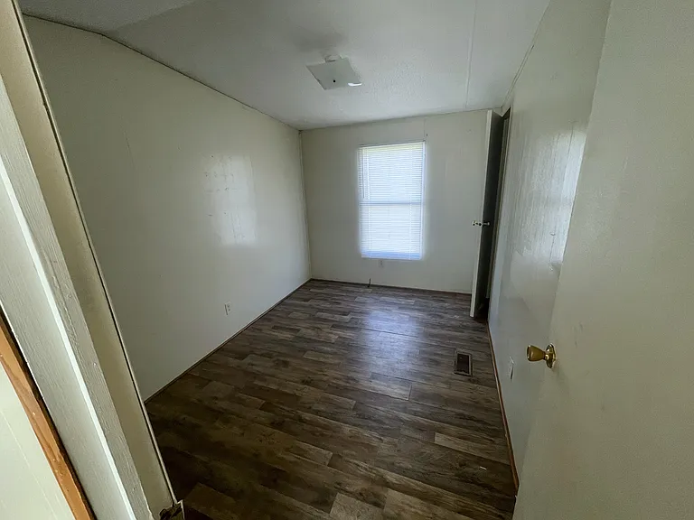 Oak Creek Estates MHC — Photo 45