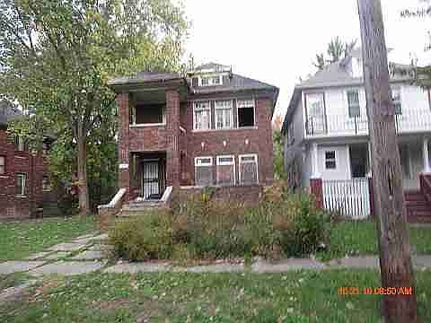 1690 Cortland