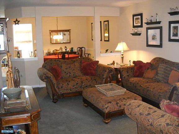 2nd image of 1640 Mayfield Cir