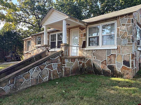 2nd image of 8951 Mount Calm Rd