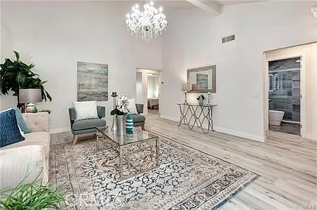 2 bed, 1184 sqft, $4,200 — Photo 3