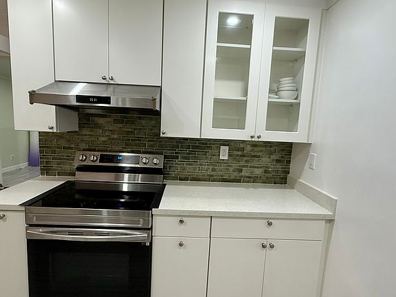 3rd image of 852 4th Ave