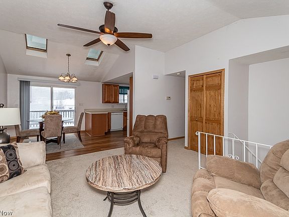 2nd image of 36673 Lakehurst Dr
