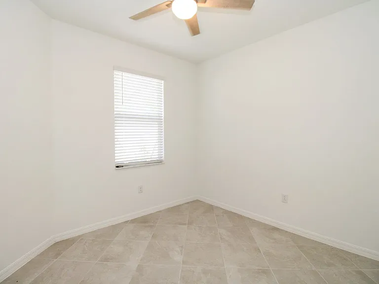 2156 Dragonfruit Way — Photo 25