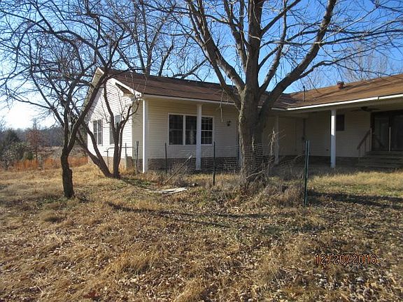 3rd image of 144 Martin Creek Ln
