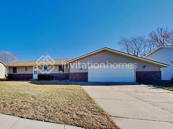 893 Hopewell Ln, Apple Valley, MN 55124