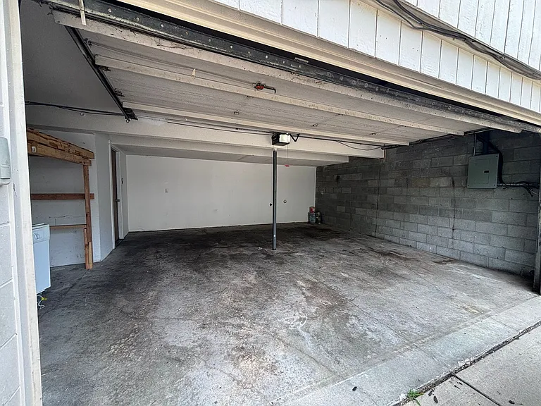 2135 S 46th Ave — Photo 20