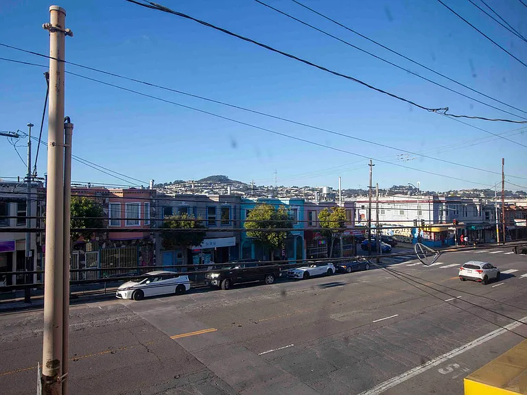 5315 Mission St — Photo 15
