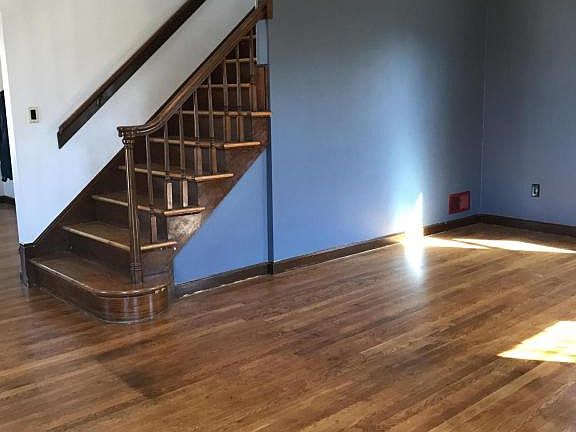 4th image of 419 Parnell Ave