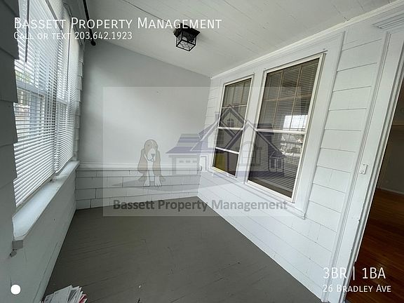 5th image of 26 Bradley Ave