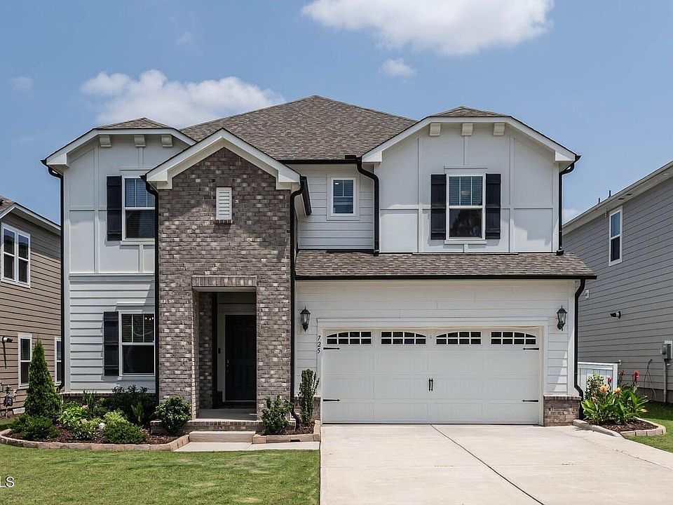 1st image of 725 Sage Oak Ln