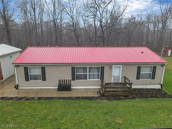 2nd image of 1465 Township Road 335 SE