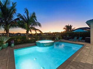 12044 Oleander Ave, Naples, FL 34120