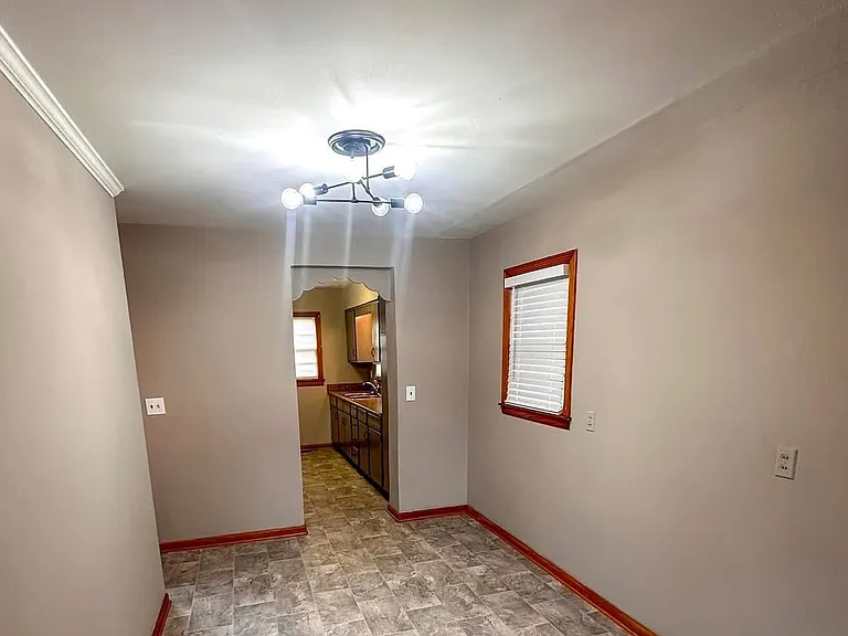 1311 Korb Ave — Photo 2