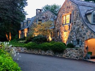 26 Outlook Dr, Darien, CT 06820