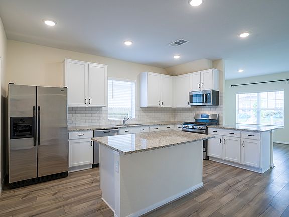 4th image of 318 Timber Brook Dr