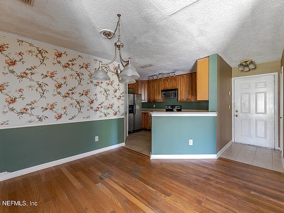 5th image of 400 SANDIRON Circle #411
