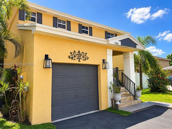 2nd image of 5788 Woodland Point Dr
