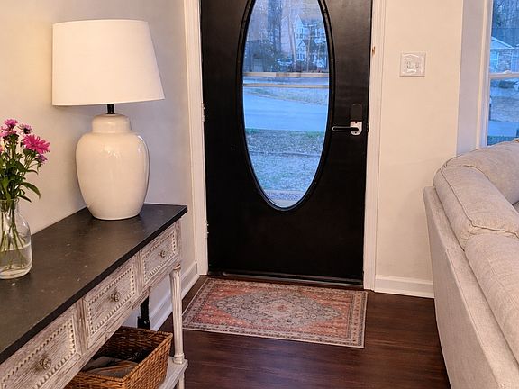 5th image of 615 Welsh Dr