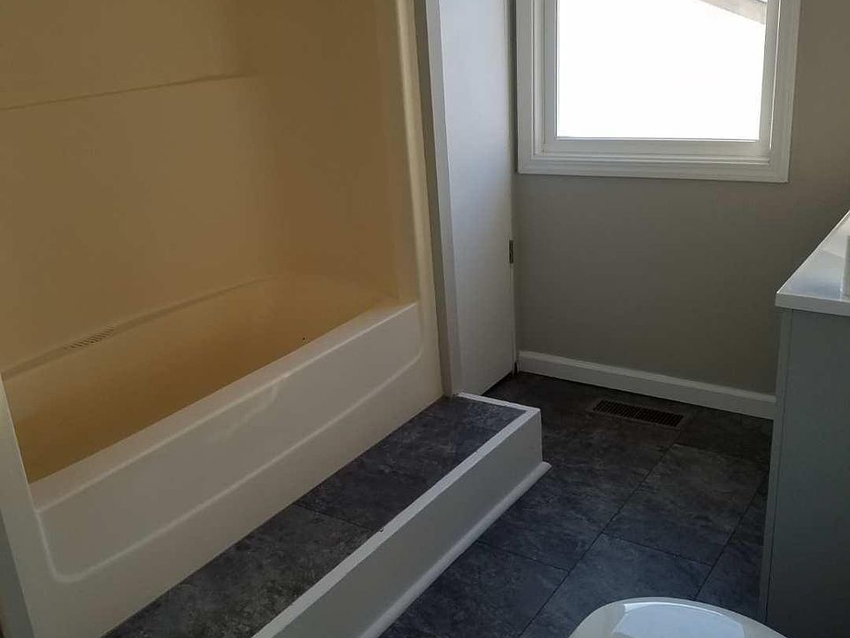 1st image of 1442 7th Ave S #A