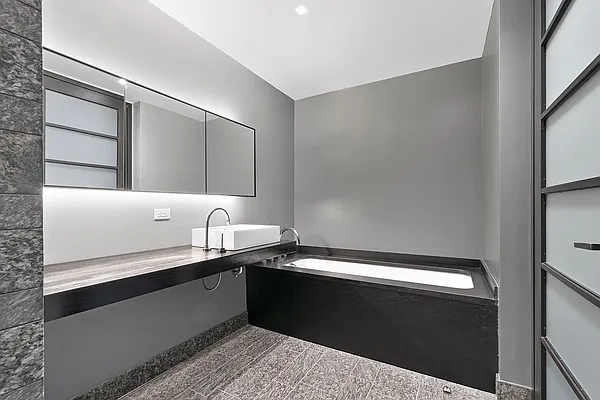 Rented by Compass | media 7