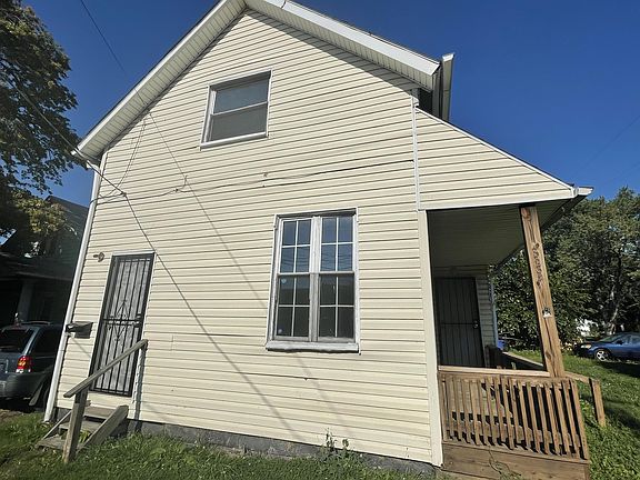2nd image of 3297 W 61st St #1