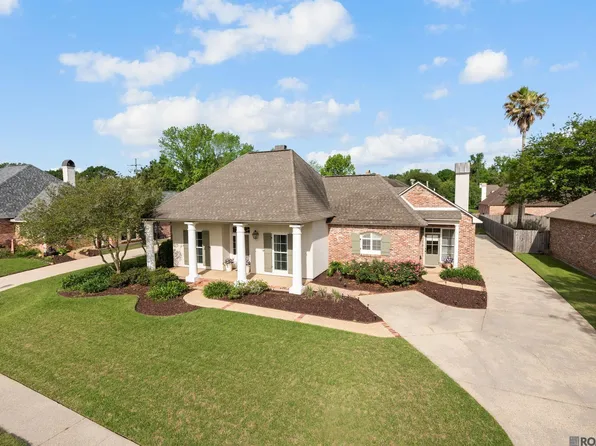 17952 Heritage Estates Dr, Baton Rouge, LA 70810