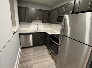 625 Vernon Rd, Philadelphia, PA 19119