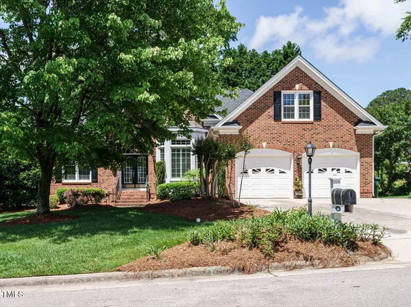 101 Temple Gate Dr, Cary, NC 27518