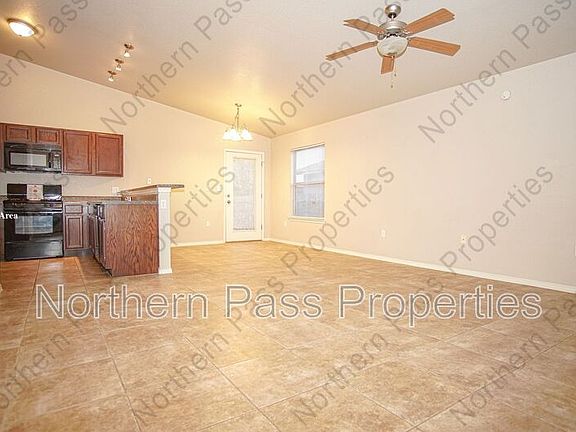 3rd image of 10692 Canyon Sage