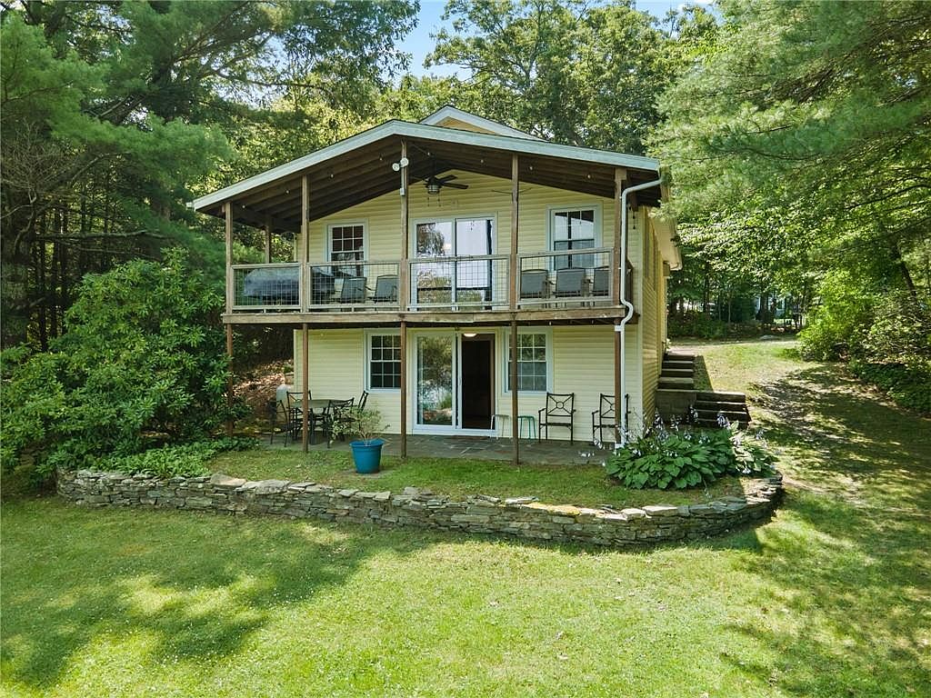 37 Yeles Ln, Hope Valley, RI 02832 Zillow