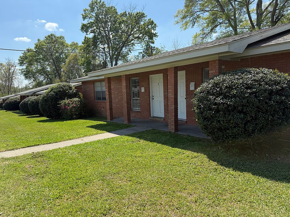1st image of 1 Westhaven Dr #1