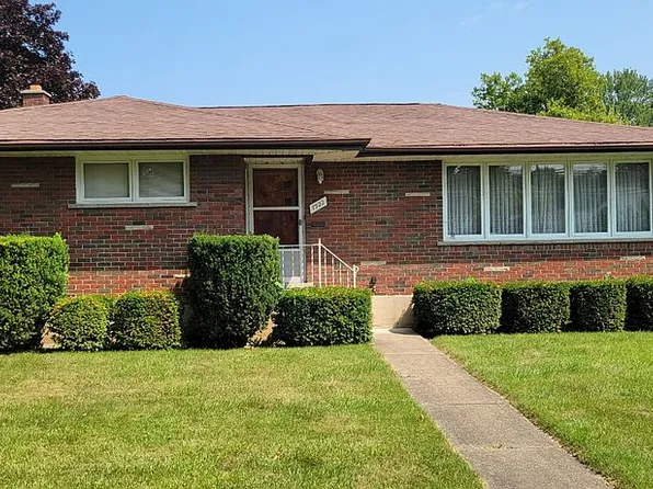 7922 Lindbergh Ave, Niagara Falls, NY 14304