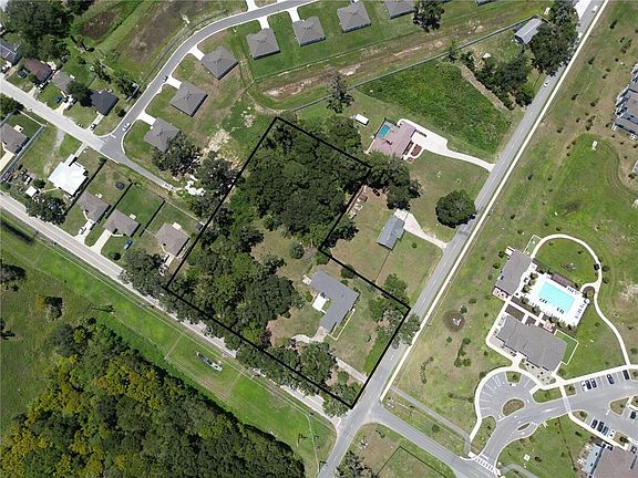 3rd image of 2100 NW 21ST STREET